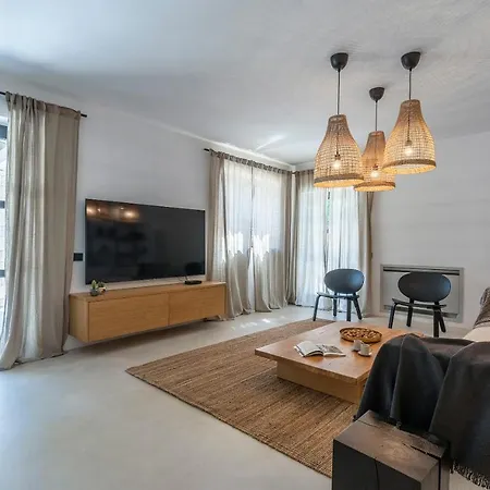 Stunning 3 Bedroom With Pool Villa Poreč